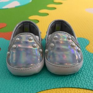 Cool silver/chrome with pearl accent baby shoes